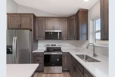 938 Prestwick Drive, Belle Plaine, MN 56011 - Photo 13