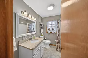 702 N 6th St, Lake City, MN 55041 - Photo 31