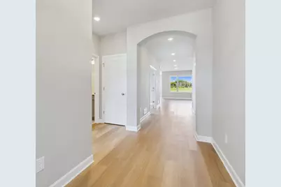 8203 Haywood Drive, Lino Lakes, MN 55014 - Photo 7