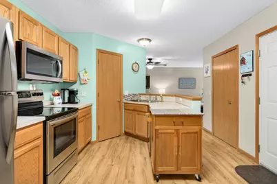 15973 Flotilla Trail #300, Apple Valley, MN 55124 - Photo 17