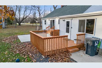 2307 12th Avenue SW, Austin, MN 55912 - Photo 7