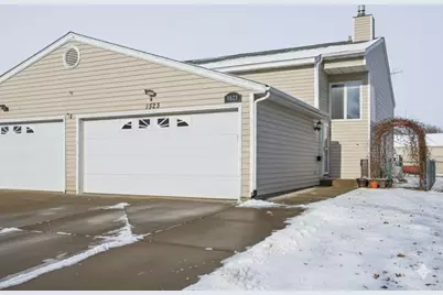 1523 28 Avenue S, Fargo,  58103 - Photo 1