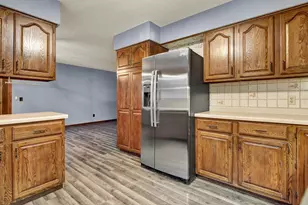 905 Apple Ln, Lake City, MN 55041 - Photo 13