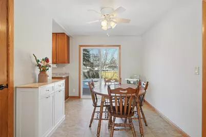 8546 Greenway Avenue S, Cottage Grove, MN 55016 - Photo 7