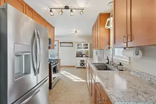 8546 Greenway Ave S, Cottage Grove, MN 55016 - Photo 13