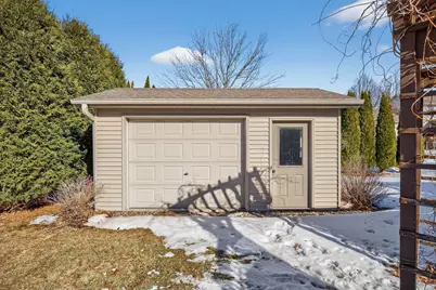 904 Bucknell Boulevard SE, Stewartville, MN 55976 - Photo 51