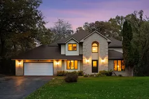 230 Plainview Dr, River Falls, WI 54022 - Photo 3