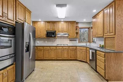 230 Plainview Drive, River Falls, WI 54022 - Photo 61