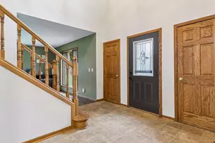 230 Plainview Dr, River Falls, WI 54022 - Photo 7