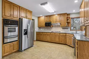 230 Plainview Dr, River Falls, WI 54022 - Photo 13