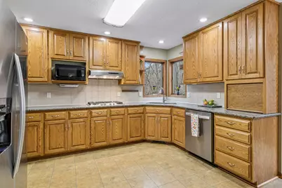 230 Plainview Drive, River Falls, WI 54022 - Photo 15