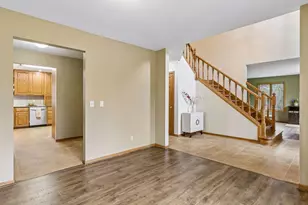 230 Plainview Dr, River Falls, WI 54022 - Photo 17