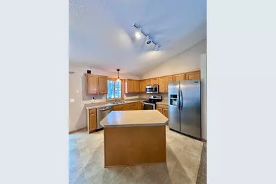 23582 Eidelweiss Street NW, Saint Francis, MN 55070 - Photo 7