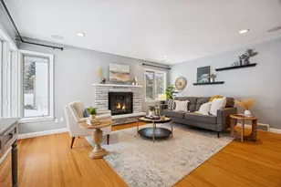 4917 Lantana Ln, Edina, MN 55435 - Photo 3