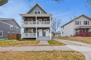1933 Hillside Ave N, Minneapolis, MN 55411 - Photo 1