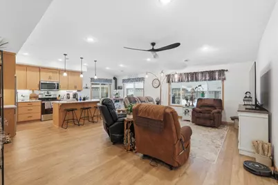 511 Southfork Circle SE, Hutchinson, MN 55350 - Photo 11