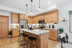 511 Southfork Cir SE, Hutchinson, MN 55350 - Photo 7