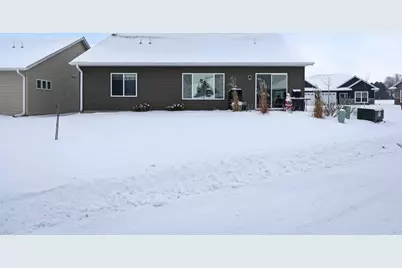 511 Southfork Circle SE, Hutchinson, MN 55350 - Photo 5