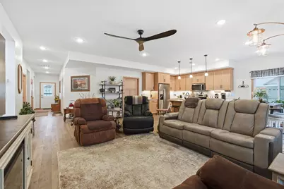 511 Southfork Circle SE, Hutchinson, MN 55350 - Photo 13