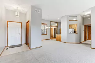 15068 Derby Cir, Rosemount, MN 55068 - Photo 3