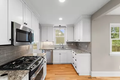 3216 Kentucky Avenue S, Saint Louis Park, MN 55426 - Photo 9