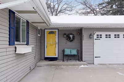 1297 Pinewood Drive, Woodbury, MN 55125 - Photo 3