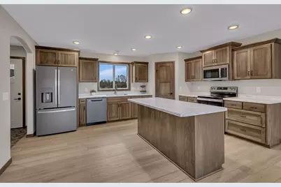 1701 Knottingham Drive, Sartell, MN 56377 - Photo 5