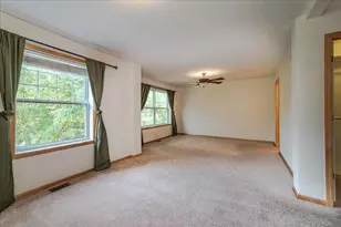 13888 52nd Ave N, Plymouth, MN 55446 - Photo 7