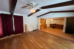 215 Madison Ave SW, Wadena, MN 56482 - Photo 9