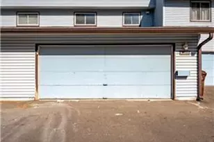 4819 Grenwich Way N, Oakdale, MN 55128 - Photo 7