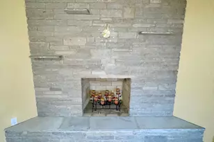 1401 7th St NW, Austin, MN 55912 - Photo 13