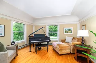 2328 E 3rd St, Duluth, MN 55812 - Photo 41