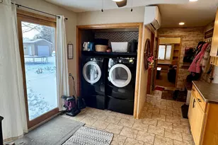 111 Cherry Ave, Bird Island, MN 55310 - Photo 9