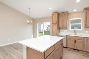 929 Prestwick Dr, Belle Plaine, MN 56011 - Photo 19