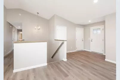 929 Prestwick Drive, Belle Plaine, MN 56011 - Photo 7