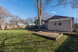 1444 Howard St, Saint Peter, MN 56082 - Photo 29