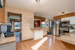 1444 Howard St, Saint Peter, MN 56082 - Photo 9