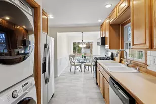 1010 Summit Ave, South Saint Paul, MN 55075 - Photo 9