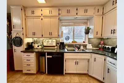 101 Axel Avenue E, Grove City, MN 56243 - Photo 21