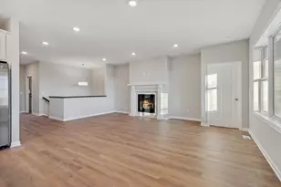 8200 Haywood Dr, Lino Lakes, MN 55014 - Photo 7