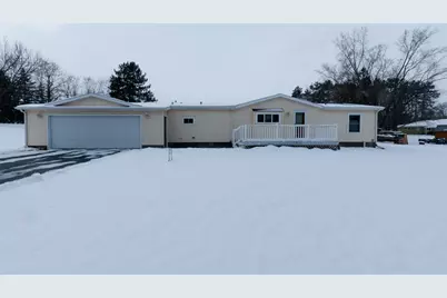 1412 Birchwood Lane, Eau Claire, WI 54703 - Photo 1