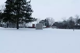 1412 Birchwood Ln, Eau Claire, WI 54703 - Photo 5