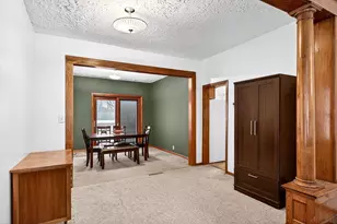 809 S 5th St, Saint Peter, MN 56082 - Photo 9