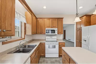 12578 Fenway Avenue N, Hugo, MN 55038 - Photo 9