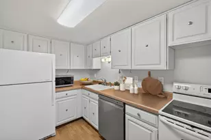 207 5th Ave SW, Rochester, MN 55902 - Photo 9