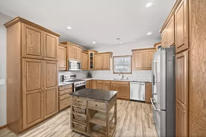 804 Mitchell Court, Glencoe, MN 55336 - Photo 3