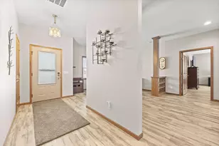 804 Mitchell Ct, Glencoe, MN 55336 - Photo 9