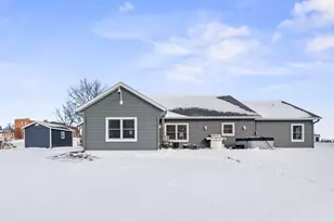804 Mitchell Ct, Glencoe, MN 55336 - Photo 29