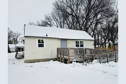 905 6th Street, Clarkfield, MN 56223 - Photo 1