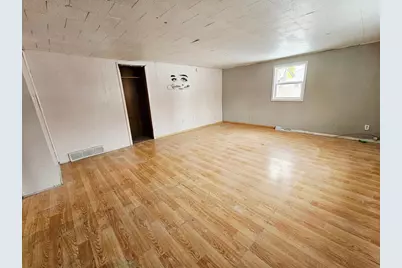 905 6th Street, Clarkfield, MN 56223 - Photo 3